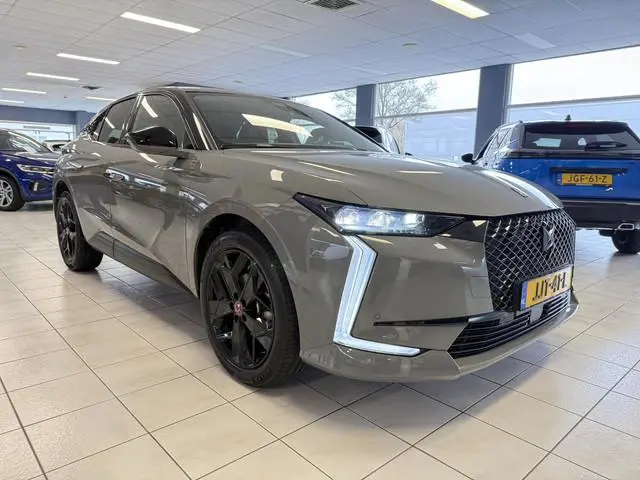 DS DS 4