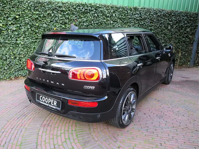 MINI Clubman 1.5 Cooper Chili Business Ed. F54 NL-auto, XL-navi, HK, LED, Park.ass en 19"
