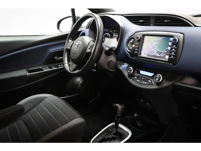 Toyota Yaris 1.5 Hybrid Bi-Tone | NAVIGATIE | CLIMA | CAMERA