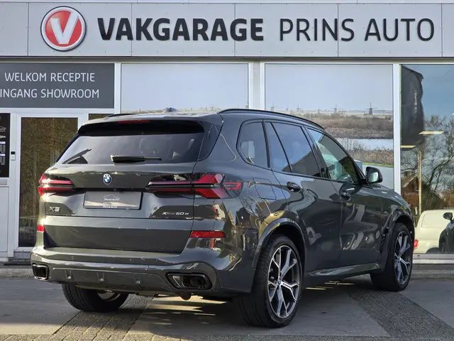 BMW X5 xDrive50e M Sport |PANO|SOFTCLOSE|HUD|STOELKOELING|H/K SOUND|CARBON| 17626 / 3930 | DRAVITGRA...