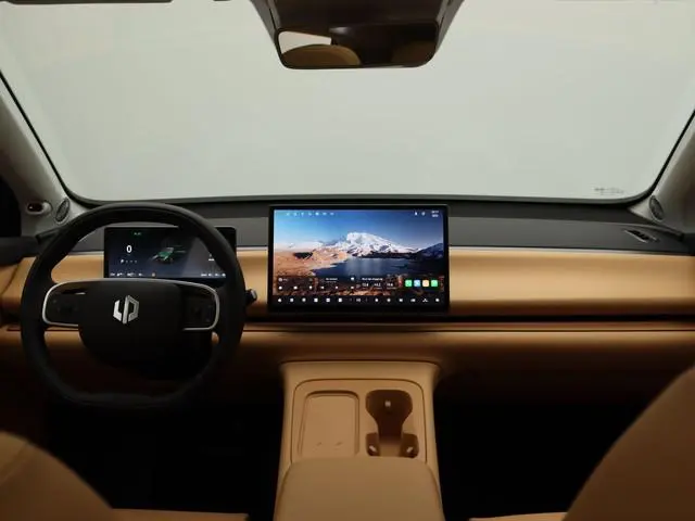 Leapmotor C10