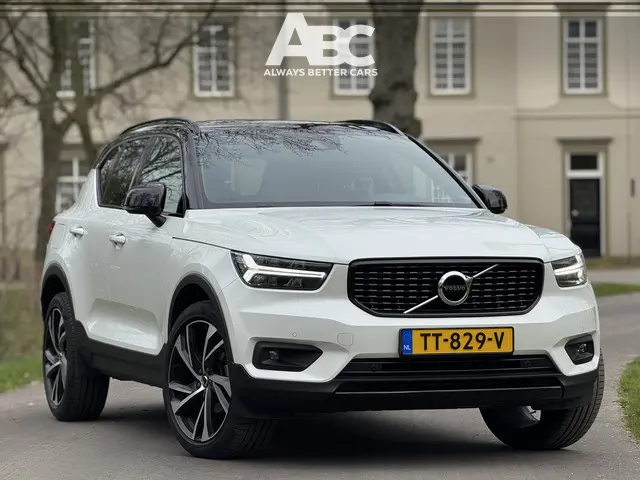 Volvo XC40 1.5 T3 R-Design Harman Kardon Pano