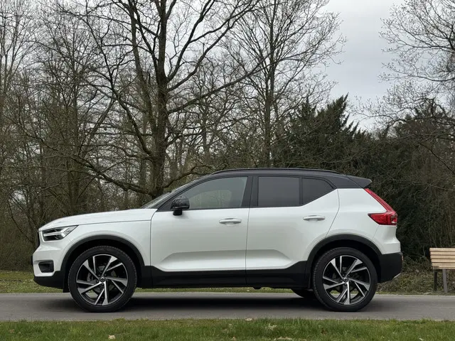 Volvo XC40 1.5 T3 R-Design Harman Kardon Pano