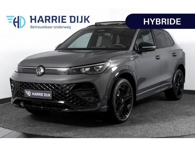 Volkswagen Tiguan 1.5 eHybrid 272 PK R-Line | Black Style | Assistance Plus | Elek. Trekhaak | S/K-p...