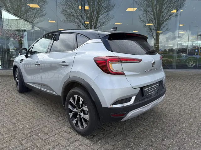 Renault Captur 1.3 TCe 140 Intens Aut. ** Camera ** Pack Easy ** Pack Parking