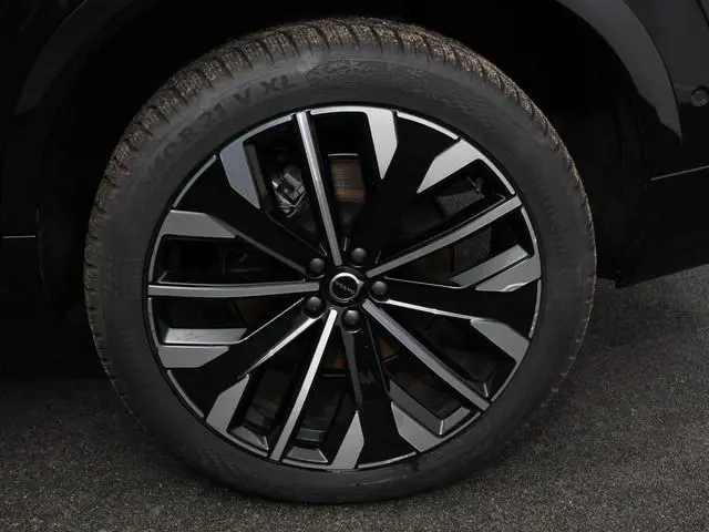 Volvo XC90 2.0 T8 Plug-in hybrid AWD Ultra Dark Panoramadak Navigatie Apple Carplay Android Auto 360...