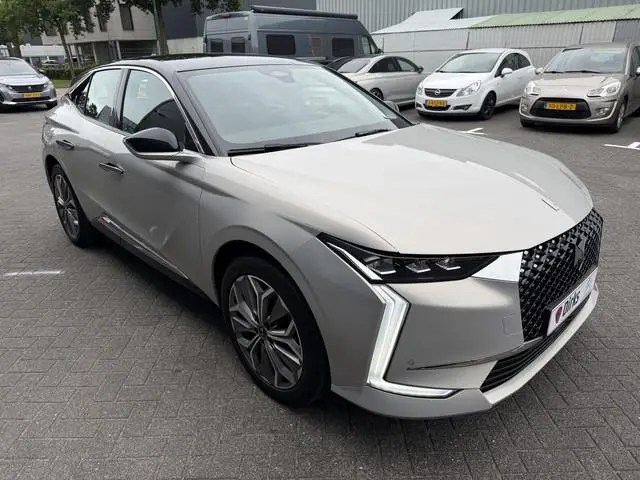 DS DS 4