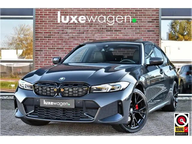 BMW 3-serie 330e M-Sport Dravit E-Dak Trekh E-zetels 19inch HUD Adp-onderstel