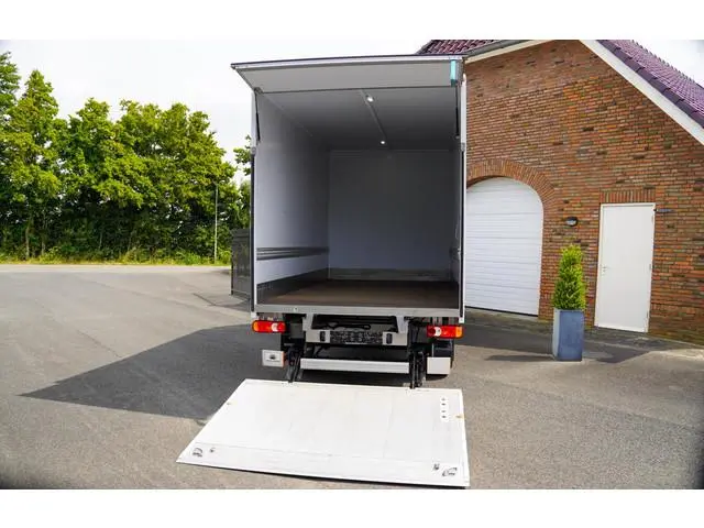 Nissan Interstar