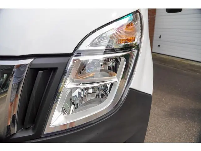 Nissan Interstar