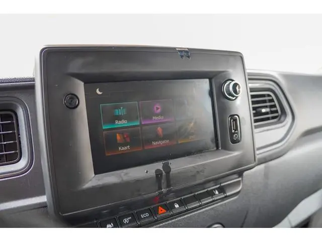 Nissan Interstar