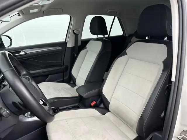 Volkswagen T-Roc 1.5 TSI Style VIRTUAL COCKPIT - CARPLAY - 1E EIG - DEALER ONDERHOUDEN