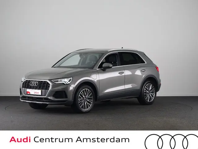Audi Q3 45 TFSI e Advanced edition 245pk | Navigatie | Sportstoelen | 19 inch lichtmetalen velgen |...