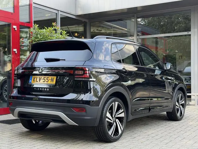 Volkswagen T-Cross 1.0 TSI AUT. *!* 2x R-LINE *!* NAVI/ CARPLAY/ 18 INCH/ CAMERA/ RADAR *!*