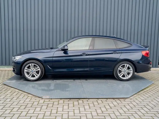 BMW 3-serie Gran Turismo 320i Executive | Apple Carplay | Head Up | Keyless | Prijs Rijklaar!!