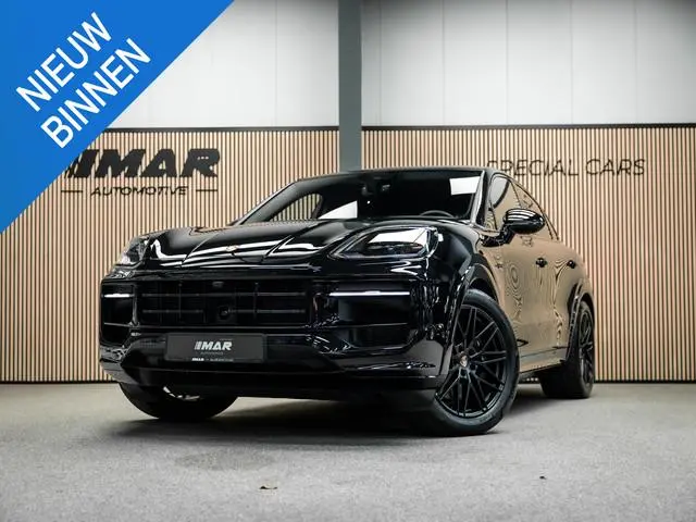 Porsche Cayenne Coupé 3.0 E-Hybrid Black Edition