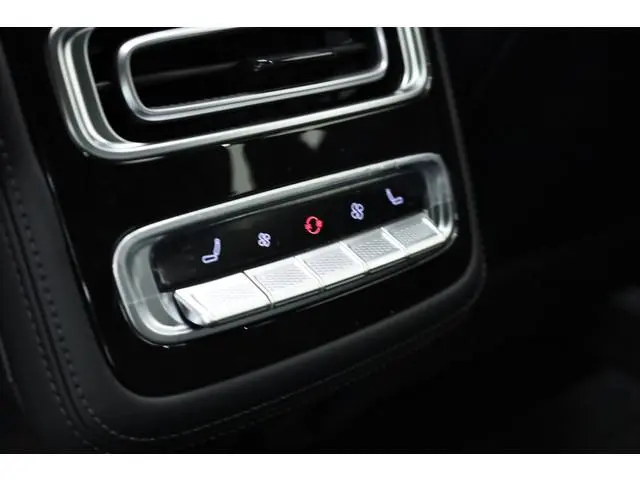 Omoda 9 SHS