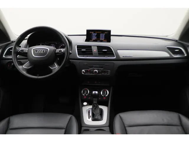 Audi Q3 2.0 TDI quattro Pro Line S Leer, Elektrische Stoelen, Stoelverwarming, Climate, Bluetooth, PDC, 17''