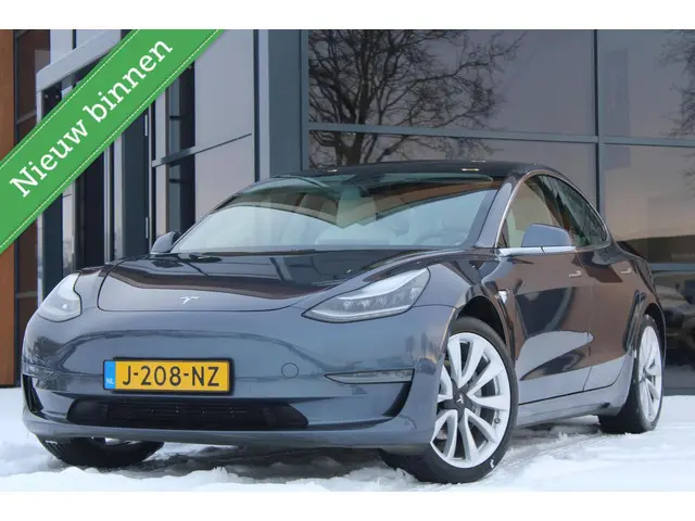 Tesla Model 3 Long Range AWD 75 kWh | Wit leer | Org. NL!