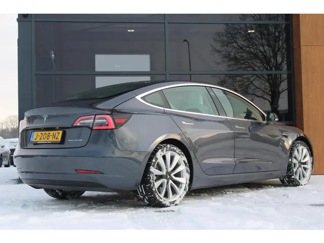 Tesla Model 3 Long Range AWD 75 kWh | Wit leer | Org. NL!
