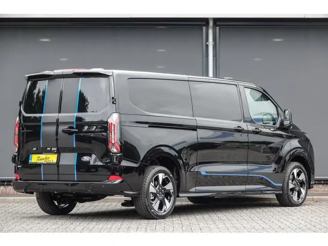 Ford Transit Custom L2H1 2.5 PHEV 233Pk | Sport | Plug In Hybrid | B&O Sound | 360° Camera | 2x schu...