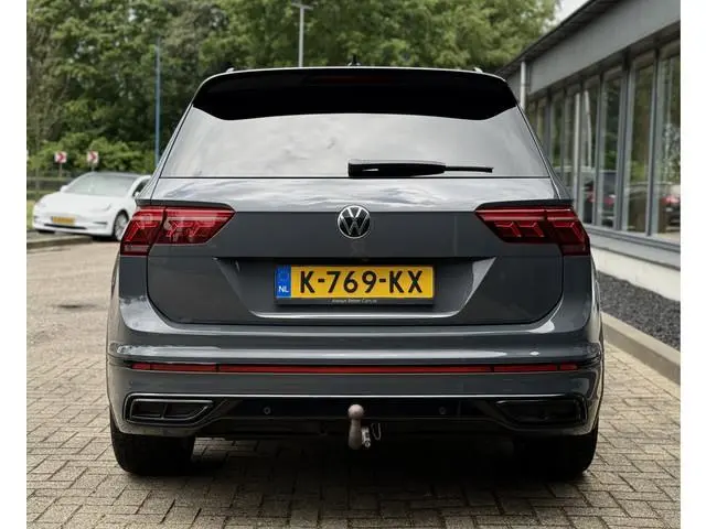 Volkswagen Tiguan 1.5 TSI R-Line Business+