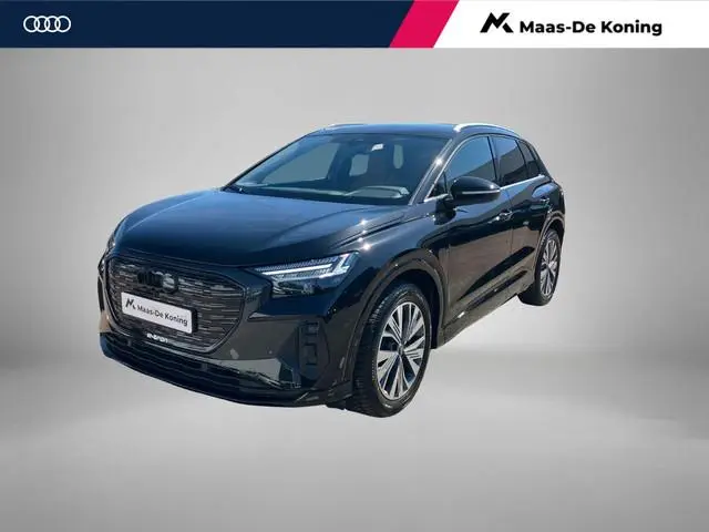 Audi Q4 e-tron 40 Advanced edition 204pk 77 kWh · Leder · Trekhaak · Camera + Parkeersensoren · Appl...