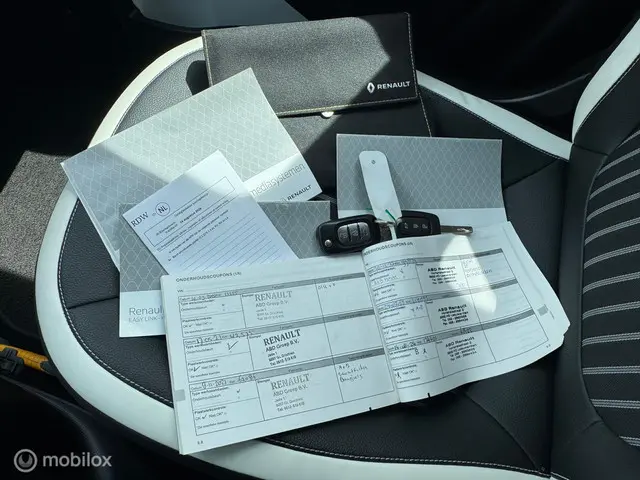 Renault Twingo 0.9 TCe Intens Automaat Carplay Airco
