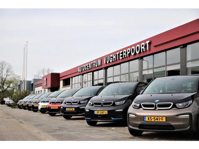BMW i3