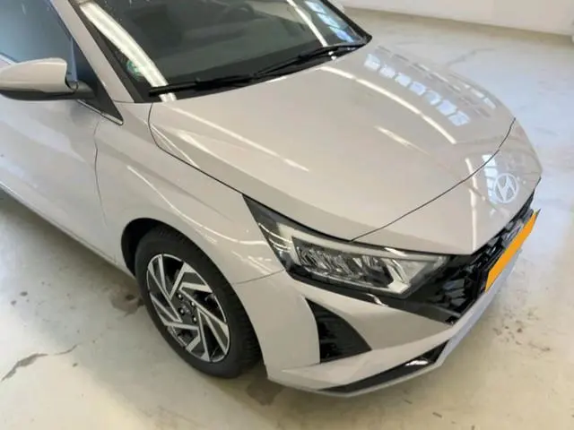 Hyundai i20 1.0 T-GDI COMFORT SMART AUTOMAAT Camera | Stoelverwarming | Navi | Carplay/Android