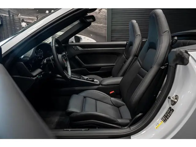 Porsche 911 Cabrio 3.0 Carrera S *FACELIFT / Sport-Design / Lift-Systeem / BOSE / Stoelventilatie /...