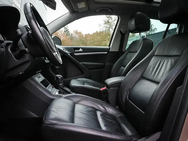 Volkswagen Tiguan 1.4 TSI Sport&Style | Clima | Cruise | Navi | Leer | Panoramadak | Trekhaak | Xeno...