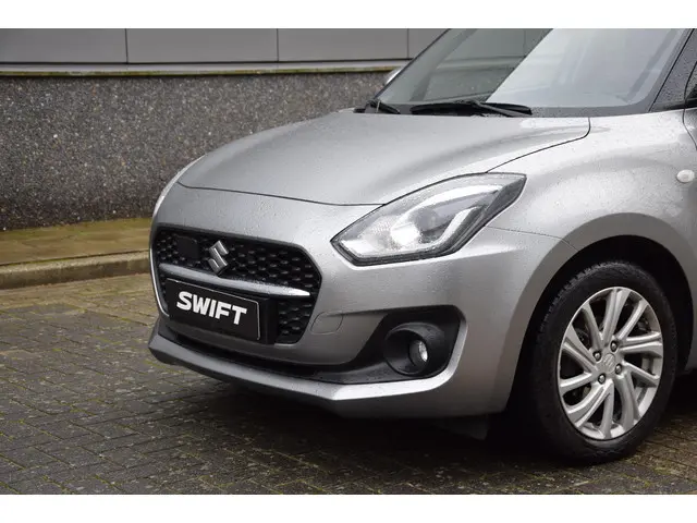 Suzuki Swift 1.2 Select Smart Hybrid | 10 jaar fabrieksgarantie!! | Navigatie | Parkeersensoren acht...