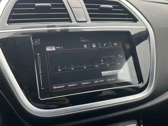 Suzuki S-Cross