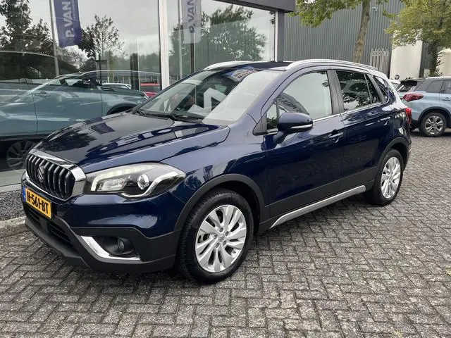 Suzuki S-Cross