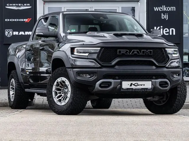 Dodge Ram 1500 6.2 V8 4x4 Crew Cab TRX | LPG | Pano-dak | Harman/Kardon | Groot Navigatie |
