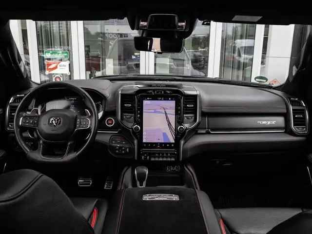 Dodge Ram 1500 6.2 V8 4x4 Crew Cab TRX | LPG | Pano-dak | Harman/Kardon | Groot Navigatie |