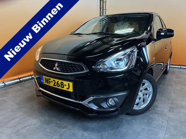 Mitsubishi Space Star 1.0 Intense+ clima | lmv stuurbediening