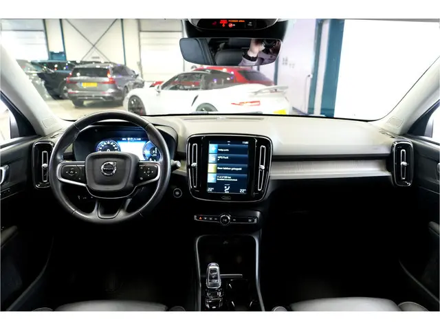 Volvo XC40 1.5 T5 Recharge 193kW/262pk DCT7 Inscription EL.TREKHAAK + BLIS + CAMERA + LEER + NAVI SE...