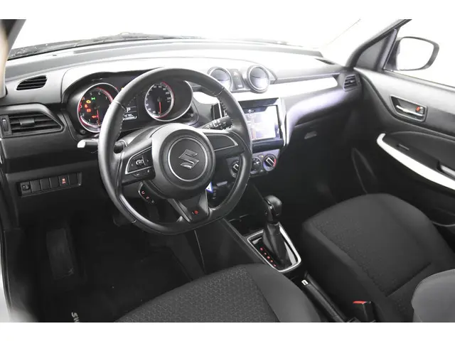 Suzuki Swift 1.2 Sportline Automaat *Stoelverwarming *Carplay*Camera*