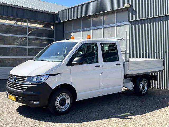 Volkswagen Transporter 2.0 TDI L2H1 DC Open laadbak Pick-up met Airco Cruise controle Trekhaak 2200k...