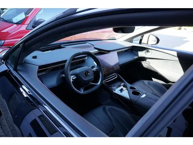 Lotus Eletre