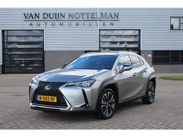 Lexus UX 250h Luxury Line / Carplay / Camera / Leer