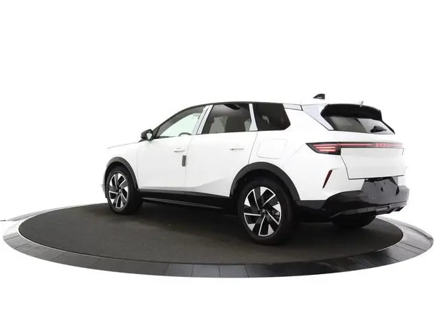 Opel Grandland Electric Business Edition 73 kWh Panoramadak / Focal / 360 Camera 