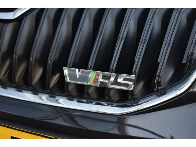 Skoda Octavia Combi 2.0 TDI 184PK RS PANO LEDER XENON
