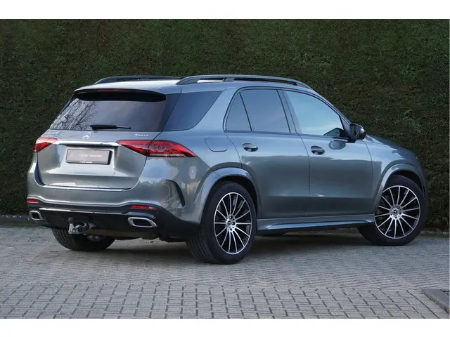 Mercedes-Benz GLE-klasse 350 e 4MATIC AMG line | Dealer onderhouden Luchtvering Trekhaak Burmester M...