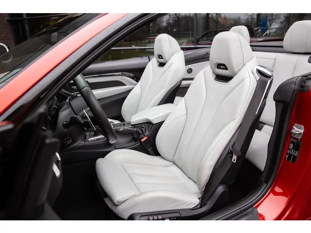 BMW 4-serie Cabrio M4 Competition 451PK , Carbon, Harman/Kardon, Head-up display, Stuur/stoel/nek ve...