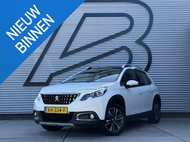Peugeot 2008 1.2 PureTech Allure 1e Eigenaar|Pano|Camera|Trekhaak|Cruise|Carplay|PDC V+A|Clima|Navi|...