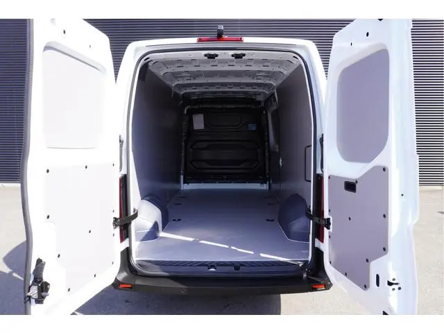 Renault Master E-Tech T35 L3H2 Extra long range 87 kWh 420km Range WLTP Apple Carplay Camera Cruise...