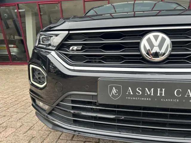 Volkswagen T-Roc 2.0 TSI 4Motion Sport Business R | ACC | PDC | LED | Trekhaak | Beats | Pano | Came...